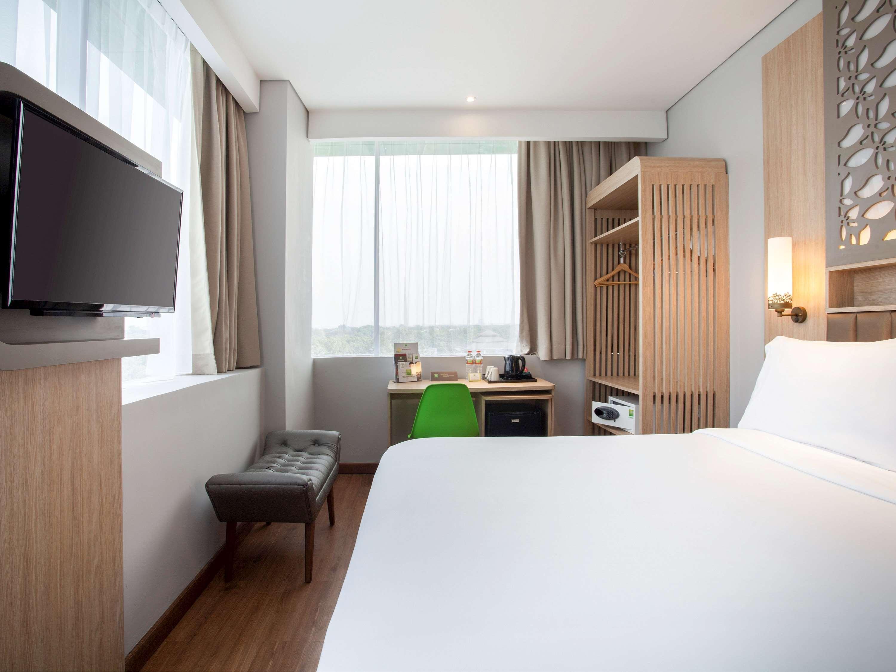 Hotel Ibis Styles Cikarang Bekasi Exteriér fotografie