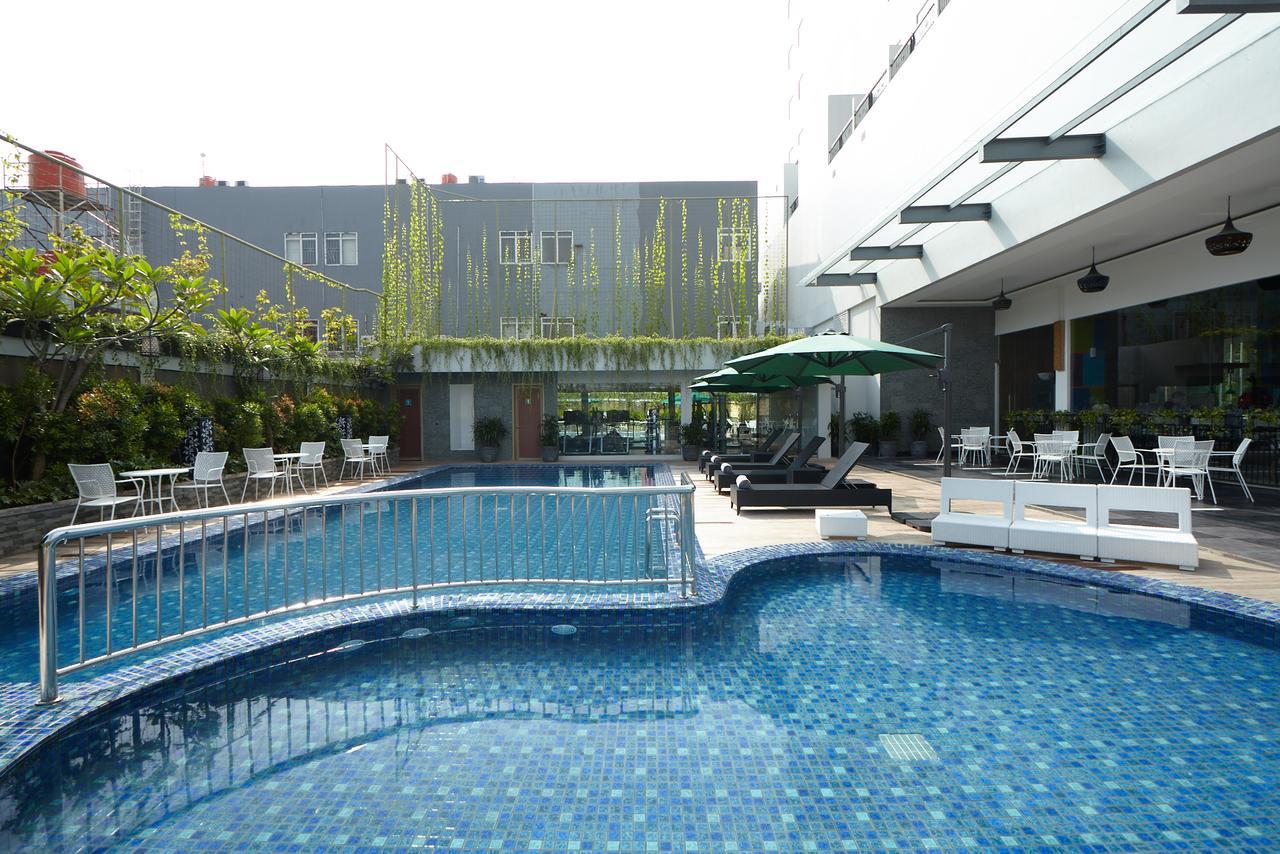 Hotel Ibis Styles Cikarang Exteriér fotografie