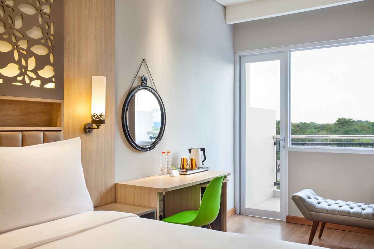 Hotel Ibis Styles Cikarang Exteriér fotografie